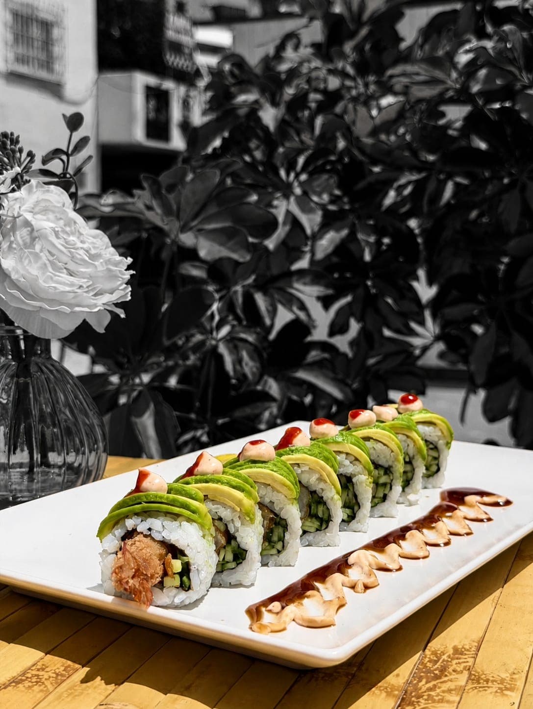 Dragon California roll (8 uds.)