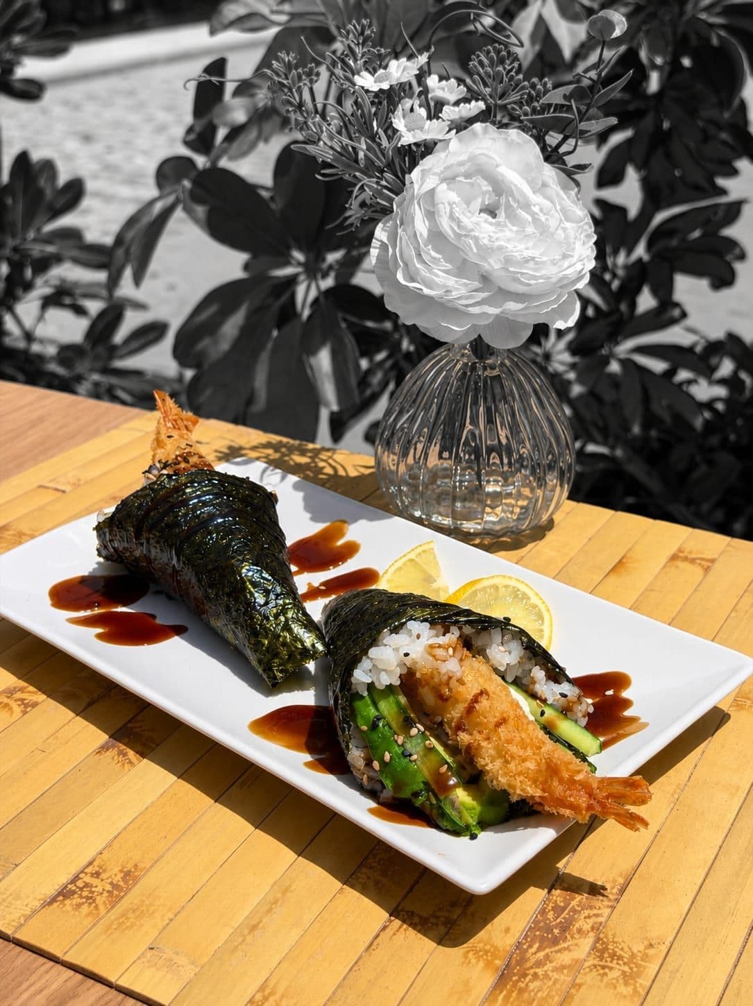 Temaki de salmón